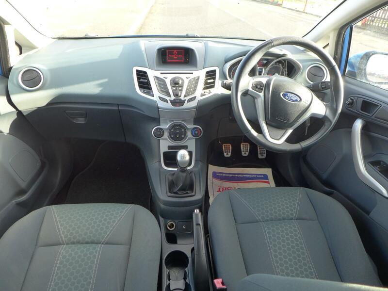 FORD FIESTA