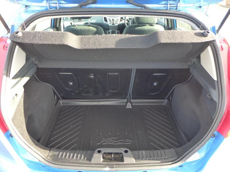 FORD FIESTA