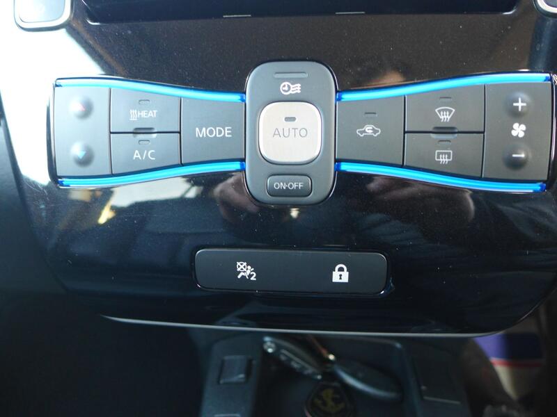 NISSAN LEAF