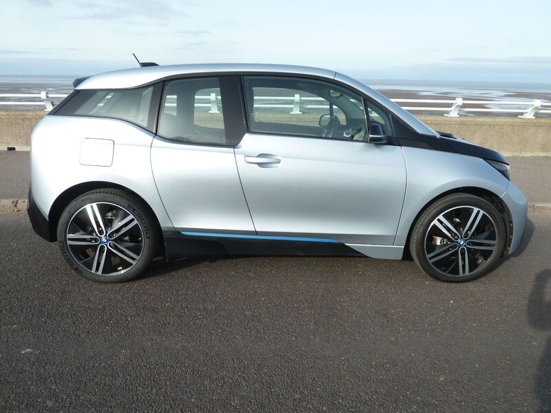 BMW I3