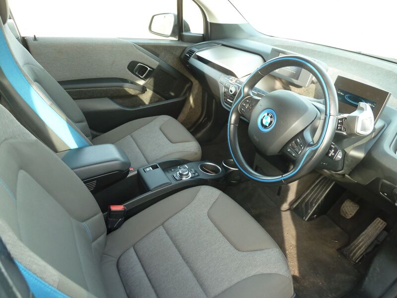 BMW I3