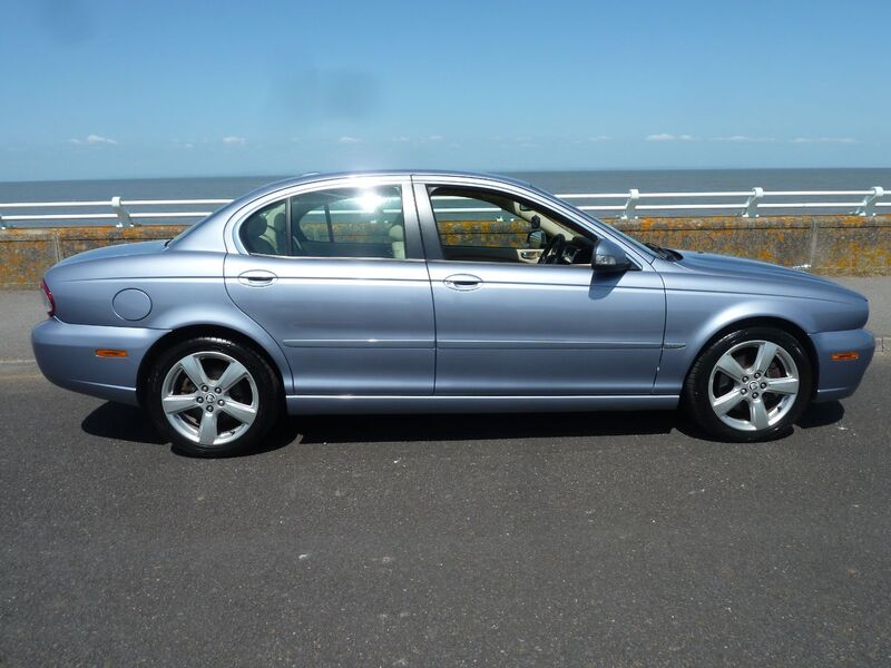 JAGUAR X-TYPE