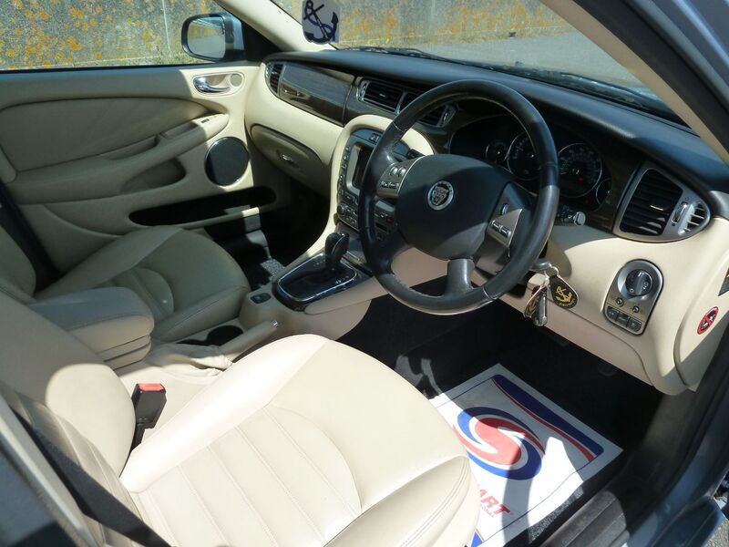 JAGUAR X-TYPE